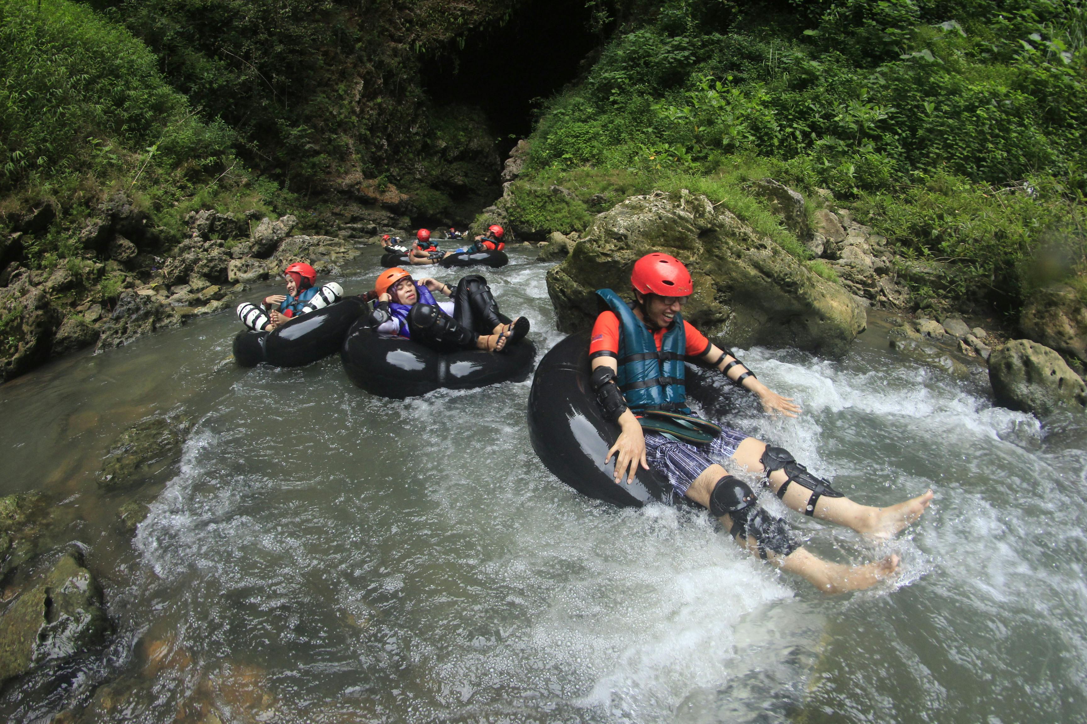 Water Rafting photo 2